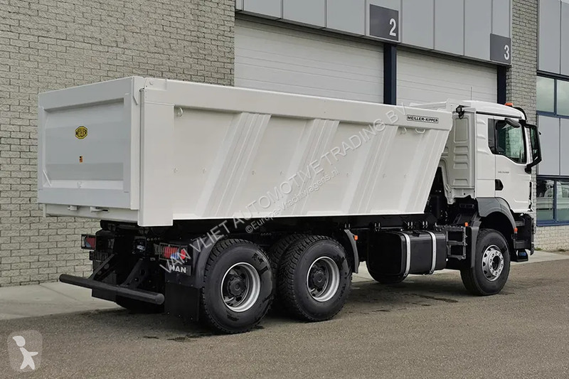Kamion MAN 33.400 BB CH Tipper Truck (9 units)