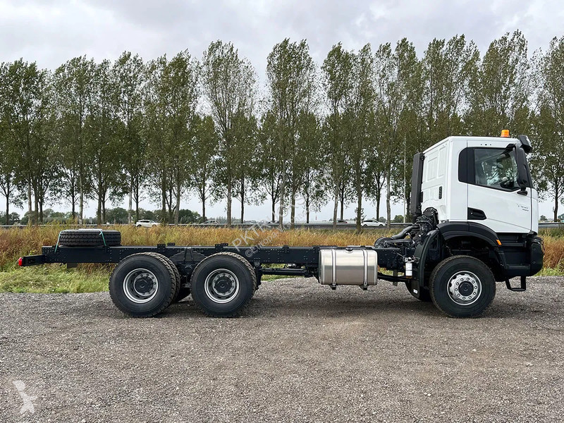 Kamion Iveco T-Way AD380T43WH-4200 AT Chassis...