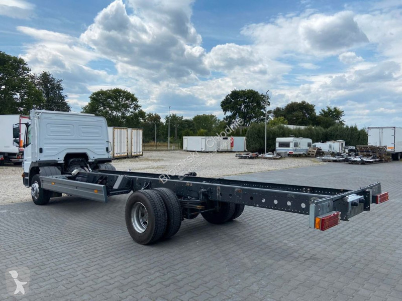 Camion Mercedes ATEGO  FAHRGESTELL