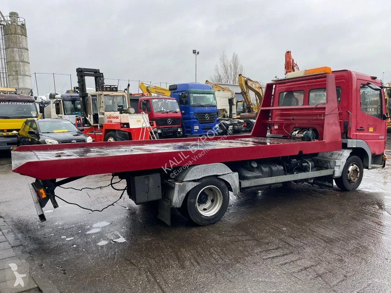 Vrachtwagen Mercedes 815 Recovery Truck Manual...