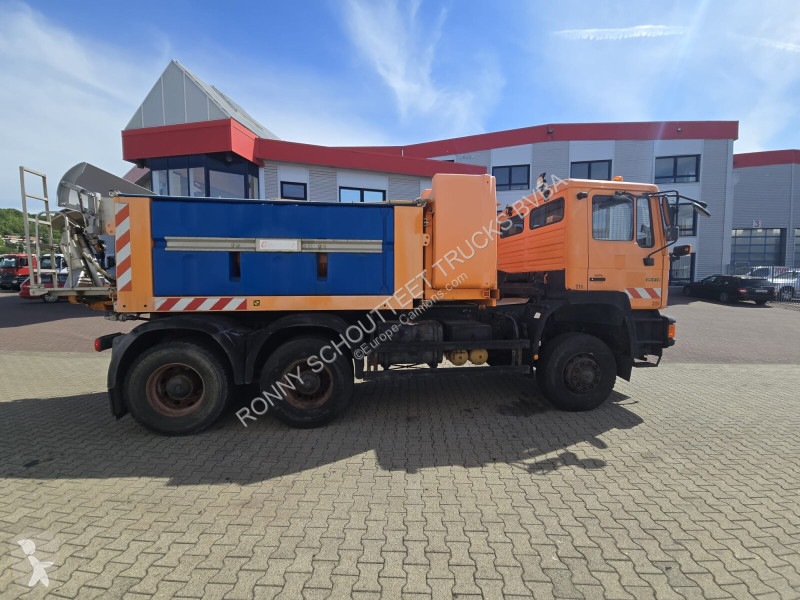 Kamion MAN F10 26.272 6x6 F10 26.272 6x6, F90