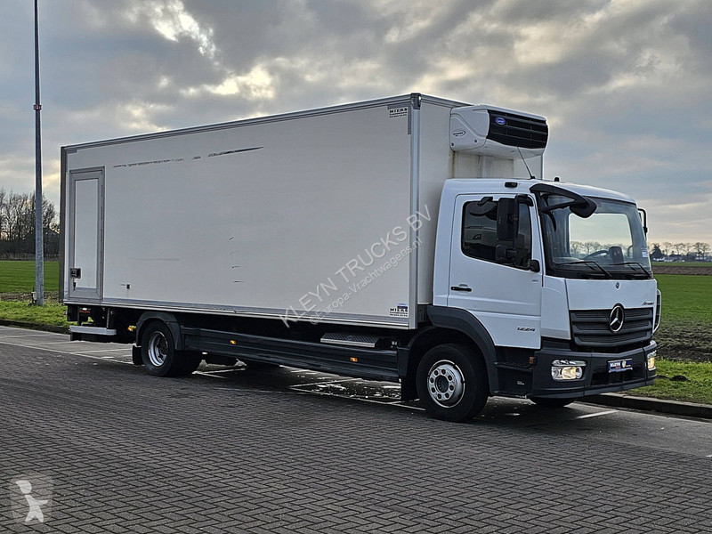 Camion Mercedes ATEGO 1224 L CARRIER LIT DOOR
