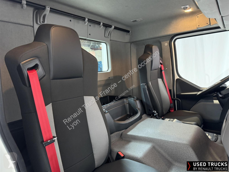 Camion Renault D Wide