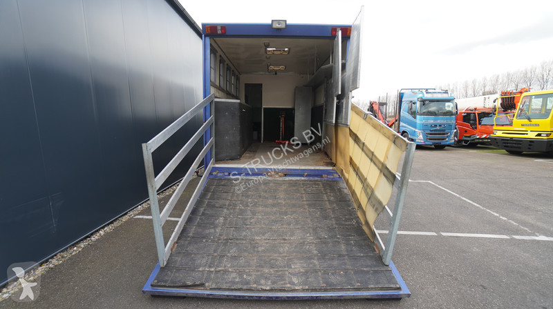 Camion Volvo FL 6-9 HORSE TRANSPORT 341.000KM...