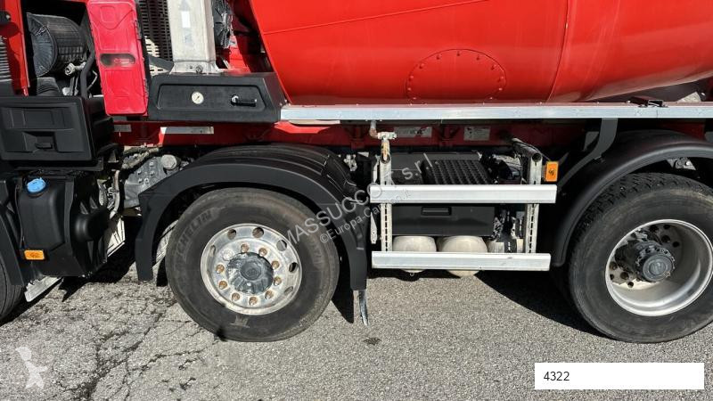 Camion Renault C430 8x4