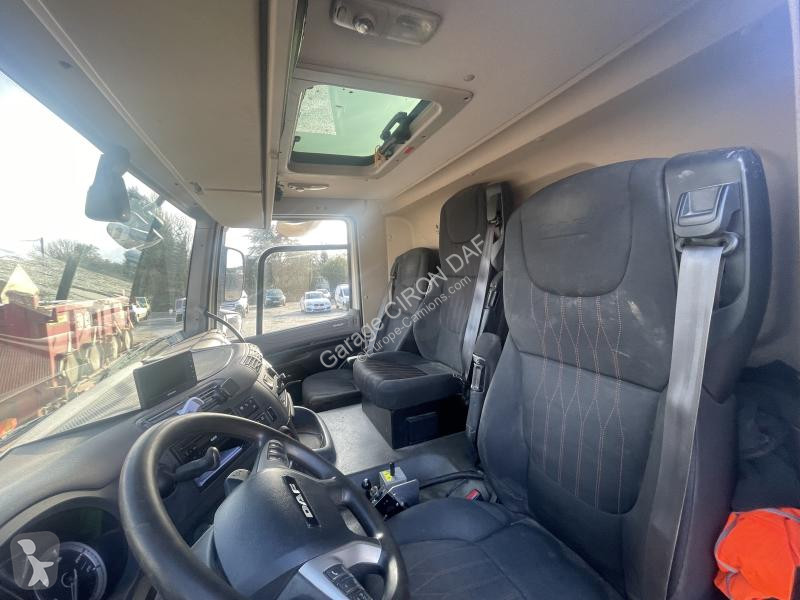 Camion DAF 410