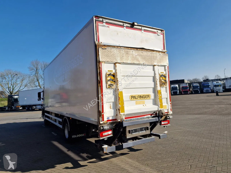 Kamion Volvo 330 4x2 - Carrier MT 18 Frigo -...