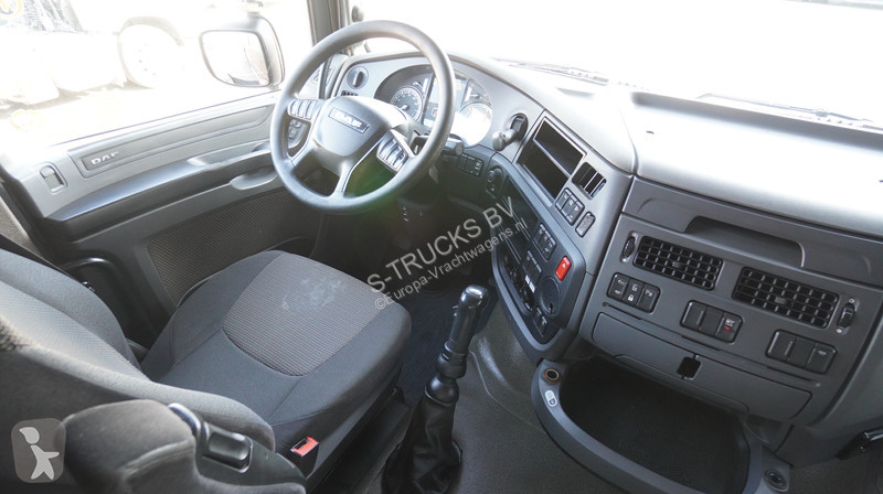 Camion DAF 6X2 FLATBED TRUCK WITH PALFINGER PK...