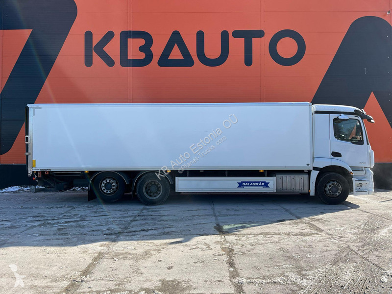 Kamion Mercedes 2735 6x2*4 BOX L=8476 mm