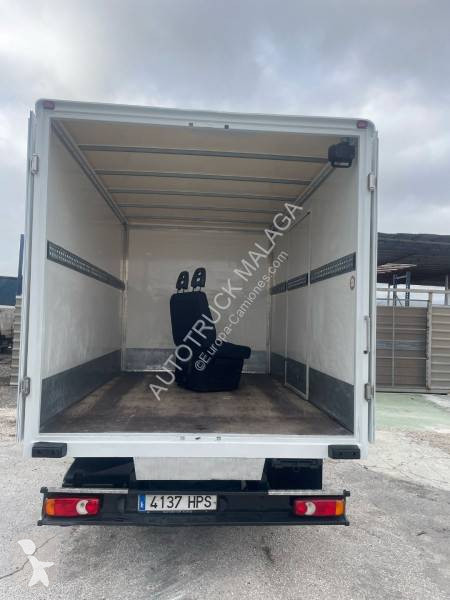 Camion Nissan