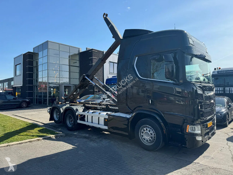 Kamion Scania R580 V8 6X2 VD HOOK 20T RETARDER...