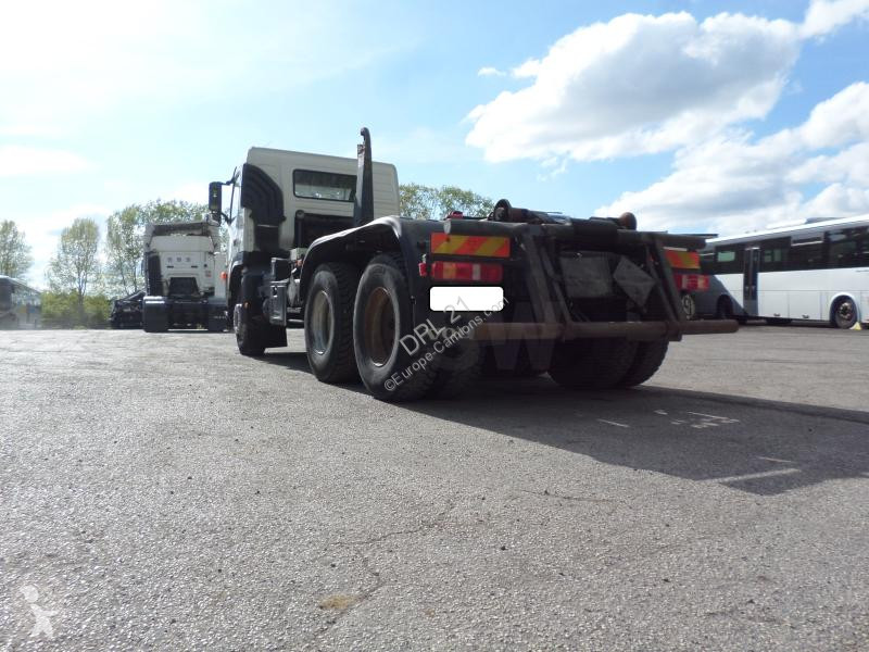 Camion Volvo 340