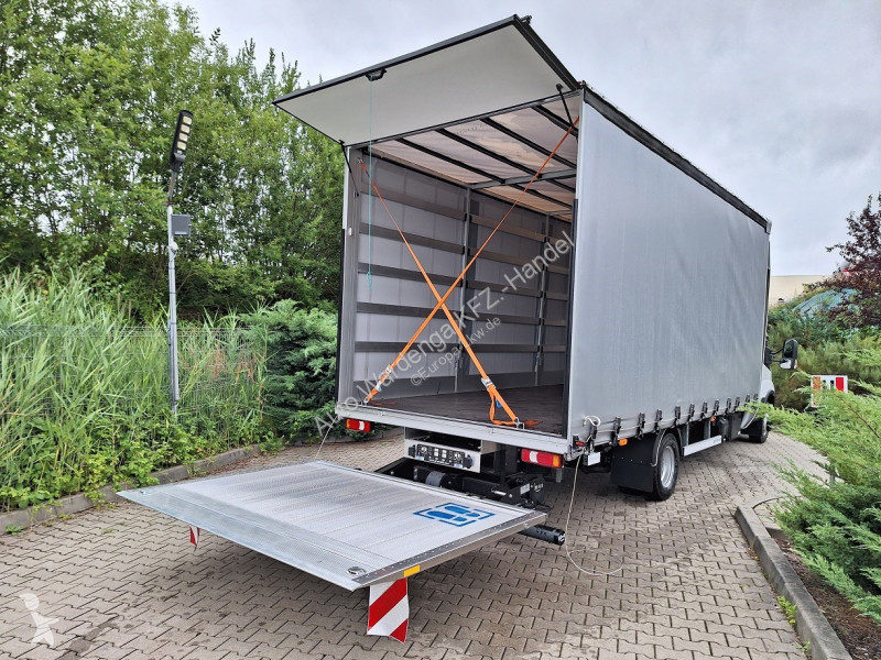 Véhicule utilitaire Iveco 70C18 Backsleeper BÄR