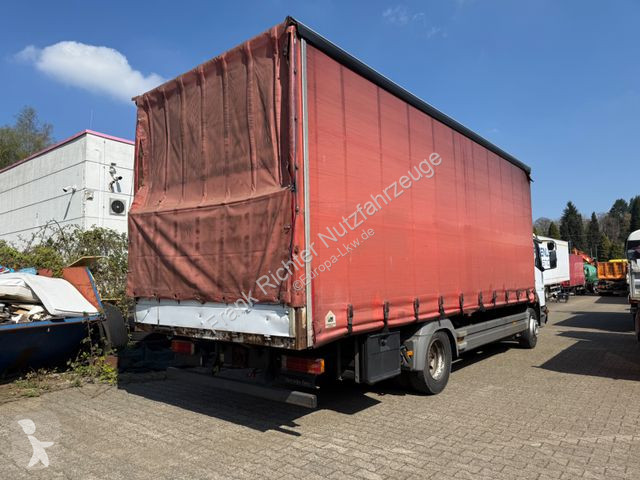 Camion Mercedes 1223,6Zylinder,grünePlakette