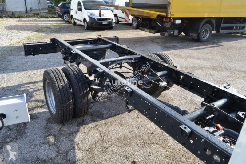 Véhicule utilitaire Iveco 35C16 BTor 3.0 TELAIO...