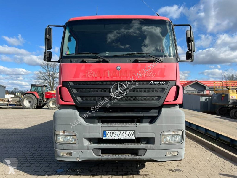 Kamion  Axor 2543