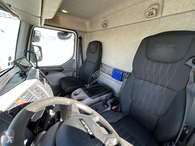 Camion DAF 320