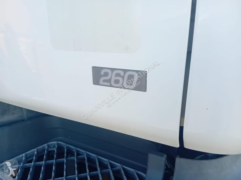 Camion Renault 260