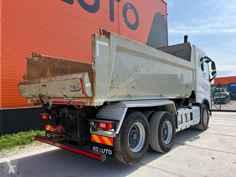 Camion Volvo 750 6x4 RETARDER / TANDEM AXLE...