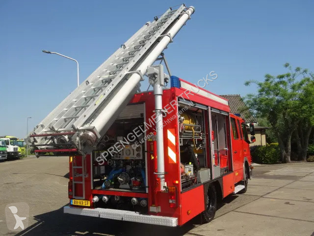 Camion Mercedes 1326 ziegler pump