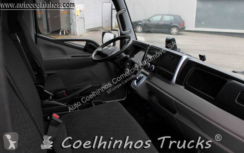 Camion Mitsubishi Fuso