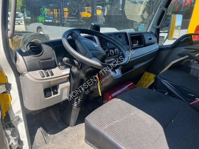 Camion Mitsubishi Fuso