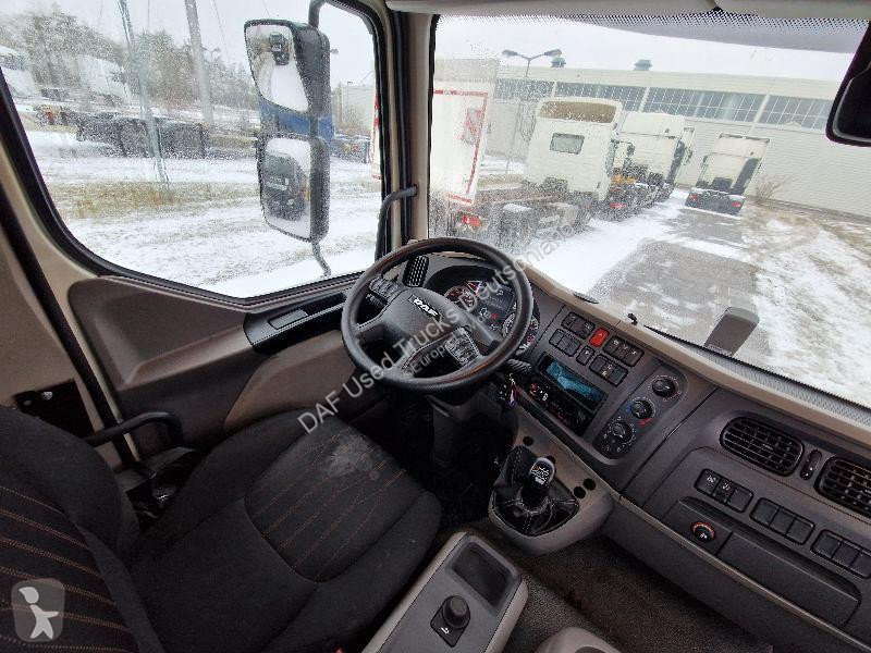 Camión DAF 210 FA 4X2