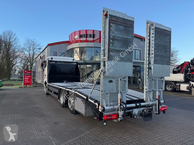 Camion MAN Baumaschinen-...