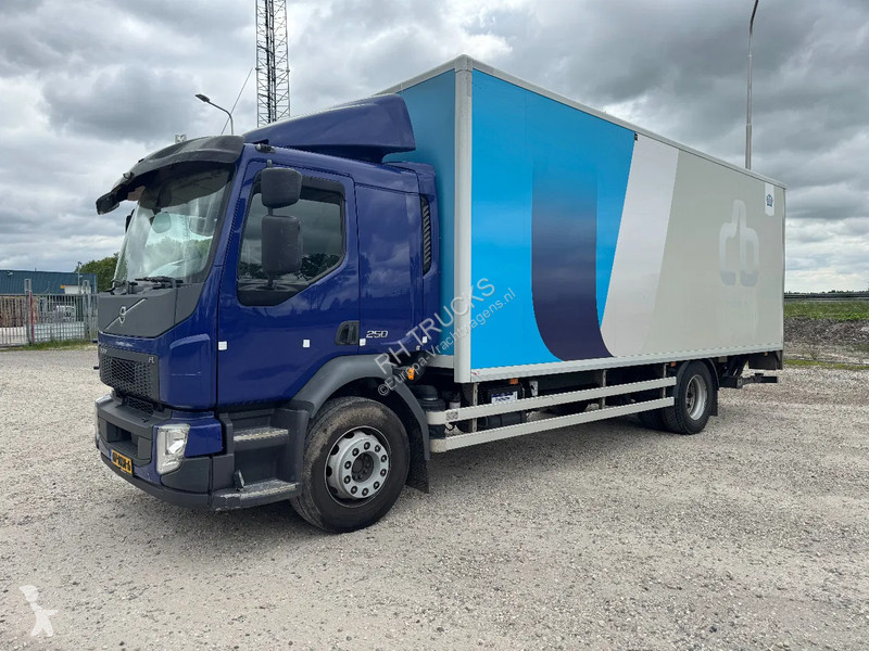 Kamion Volvo 250 4X2 EURO 6 CARGO LOCK +...