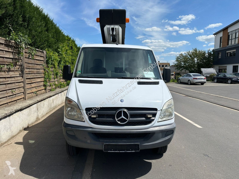 شاحنة Mercedes 515 CDI 4X4|13,2m Versailift...