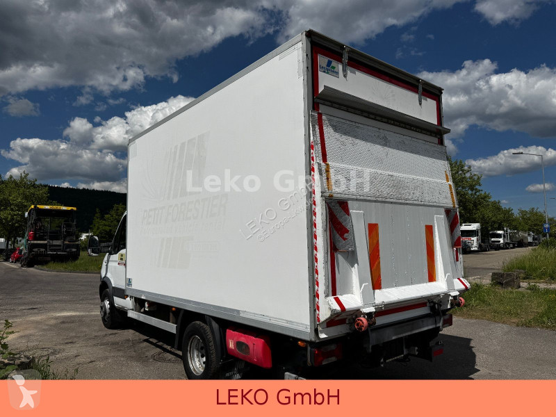 شاحنة Iveco 70C17 Mit Carrier Pulsor 600 Mt