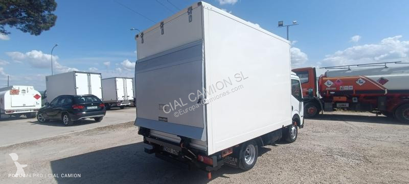 Camion Nissan 35.11