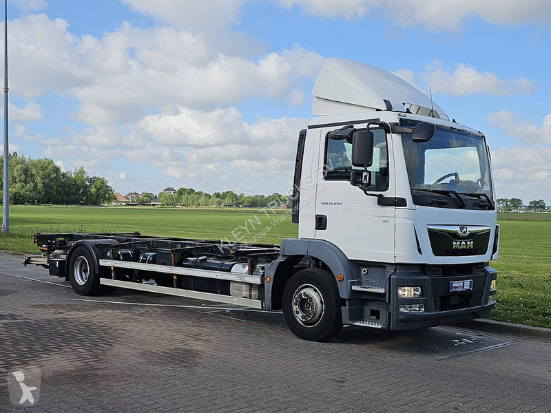 Camion MAN 12.250  LL AIRCO TAILLIFT