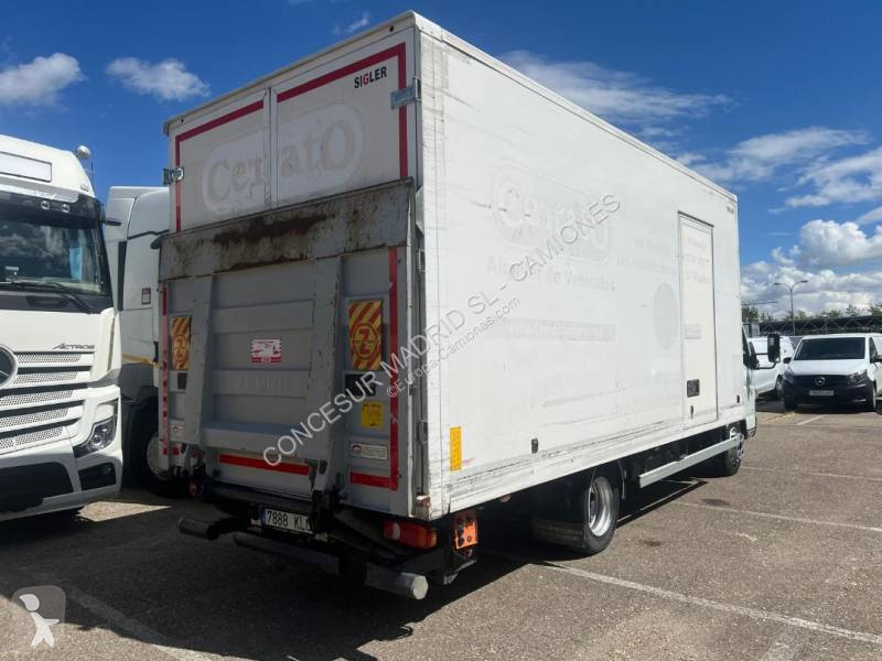 Camion Mitsubishi Fuso