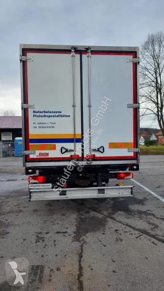 Camion Scania 360 4X2 Fleisch Rohrbahnen...