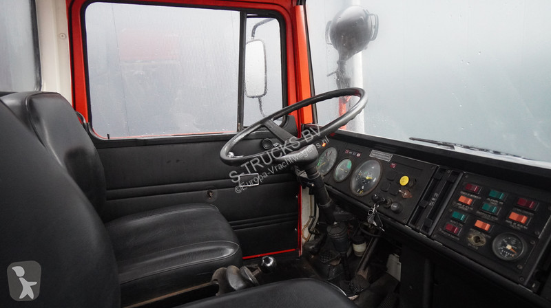 Camion Mercedes FIRE LADDER TRUCK 13.100KM...
