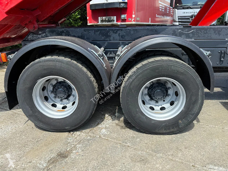 Vrachtwagen Volvo 16600 6X4 Tipper...