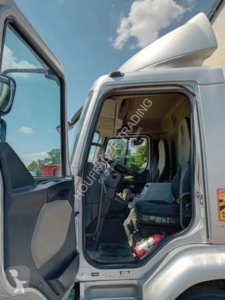 Kamion Renault 280 dxi - manual gearbox / steel...