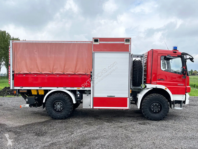 Camion Mercedes 1326 Tarpaulin/Canvas Body...