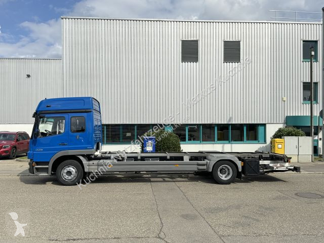 Camion Mercedes 1529 LL BDF 6-Sitze Umzug u-LBW...
