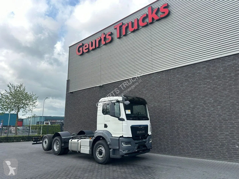 Camion MAN 26.520 6X2H-4 BL CH HYDRO DRIVE...