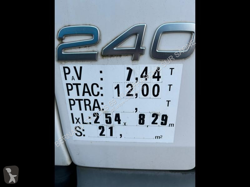Kamion Volvo 240-12