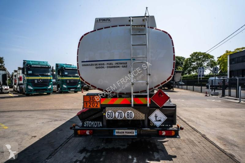 Camion Renault  MIDLUM 270 DXI + STOKOTA 14000L...