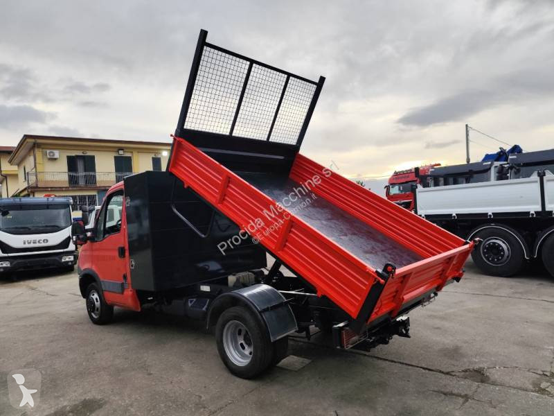 Véhicule utilitaire Iveco