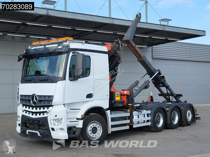 Camion Mercedes Arocs 3245 8X4 Palfinger...