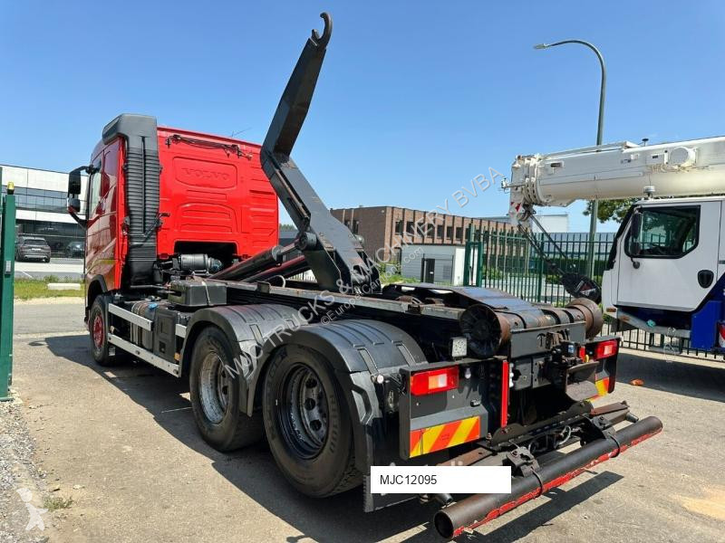 Kamion Volvo 6x4 HOOKLIFT 20T - RETARDER - LIFT...