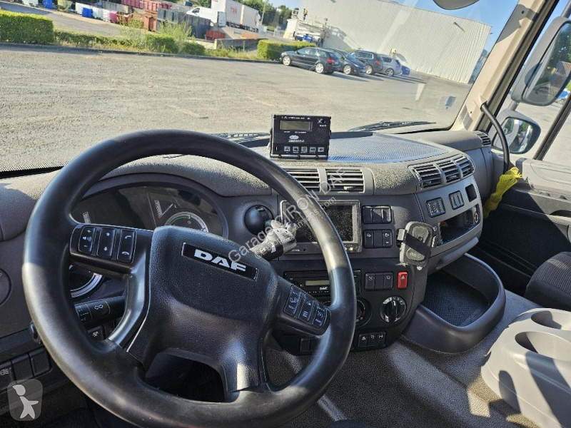 Camion DAF 410