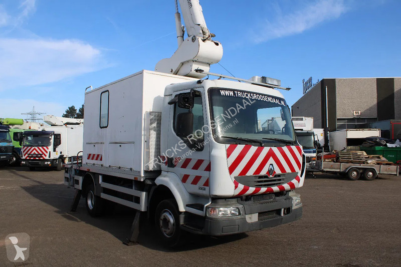 Vrachtwagen Renault 220 + manual