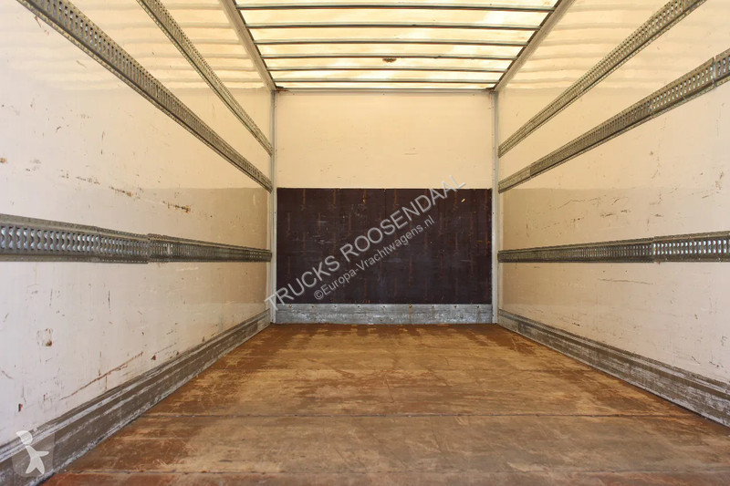 Kamion DAF 210 + EURO 6 + LIFT