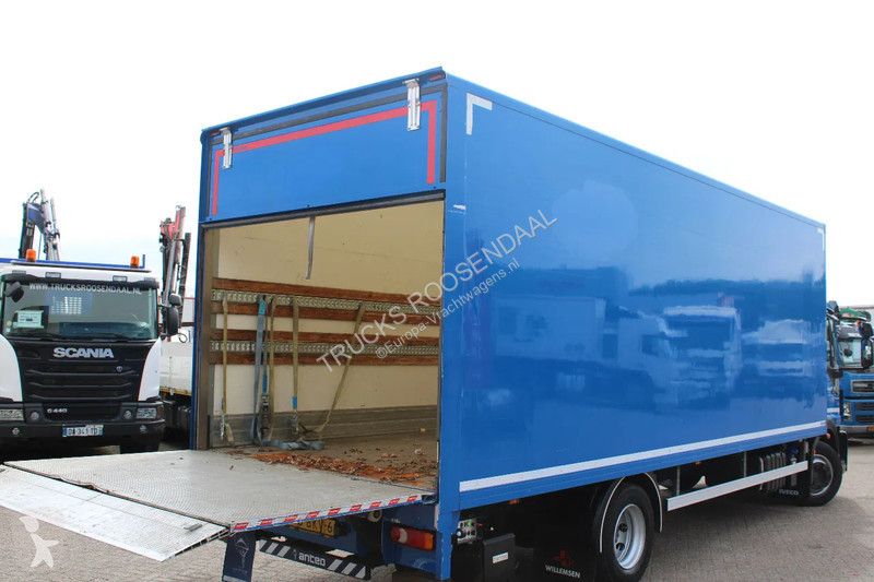 Kamion Iveco 120E18 + LIFT + EURO 6 + 10 PIECES...